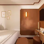 Filigrane & 4* Paris